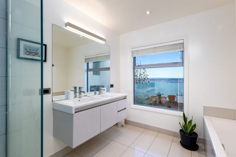 Photo of property in 6 Heemskerck Place, Britannia Heights, Nelson, 7010