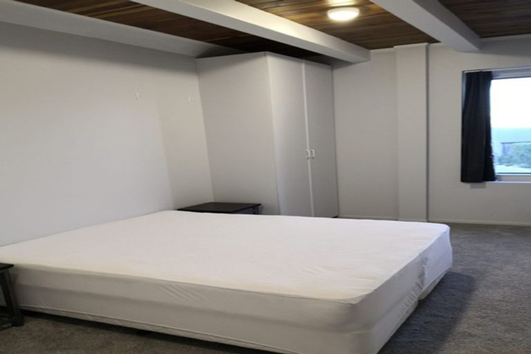 Photo of property in 1-3/1 Matakauri Place, Fernhill, Queenstown, 9300