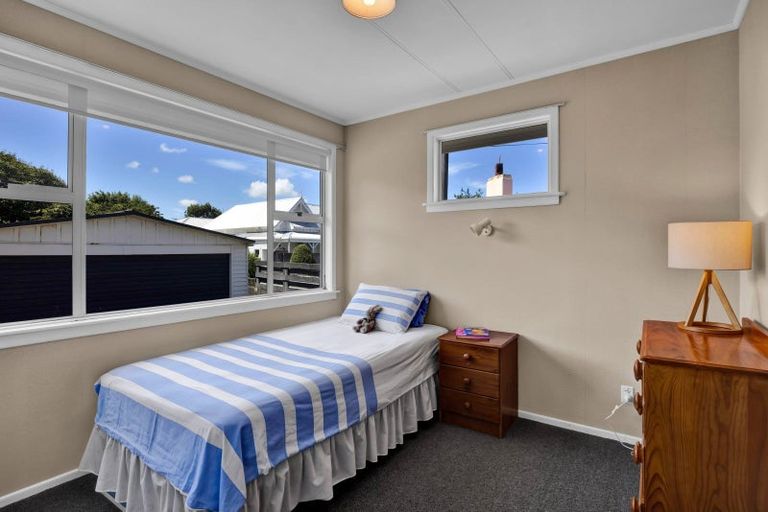 Photo of property in 3 Fyson Place, Hawera, 4610