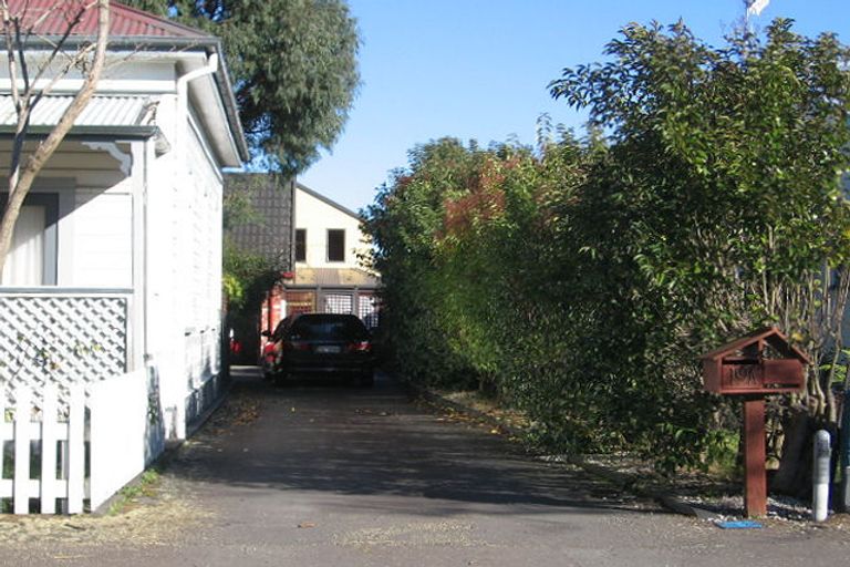 Photo of property in 19 Alfred Street, Roslyn, Palmerston North, 4414