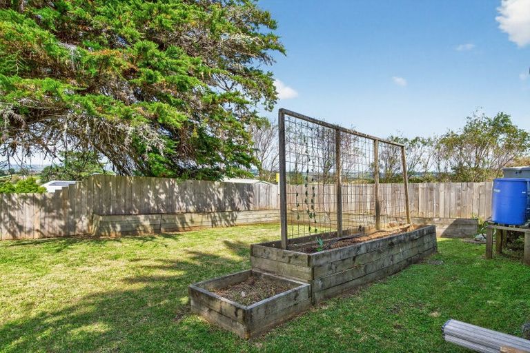 Photo of property in 49 Petley Road, Paparoa, 0571