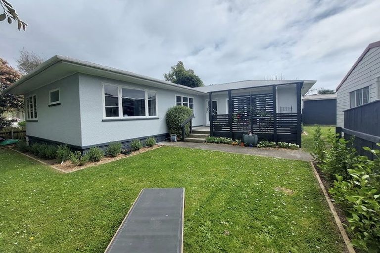 Photo of property in 16 York Street, Feilding, 4702