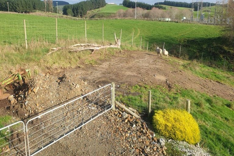 Photo of property in 1210 Kaka Point Road, Kaka Point, 9271