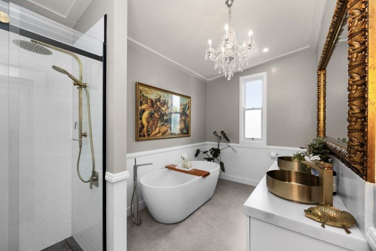 Photo of property in 14 Osier Road, Greenmeadows, Napier, 4112