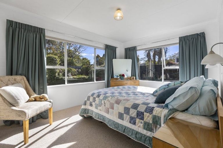 Photo of property in 194a Seaview Road, Westown, New Plymouth, 4310