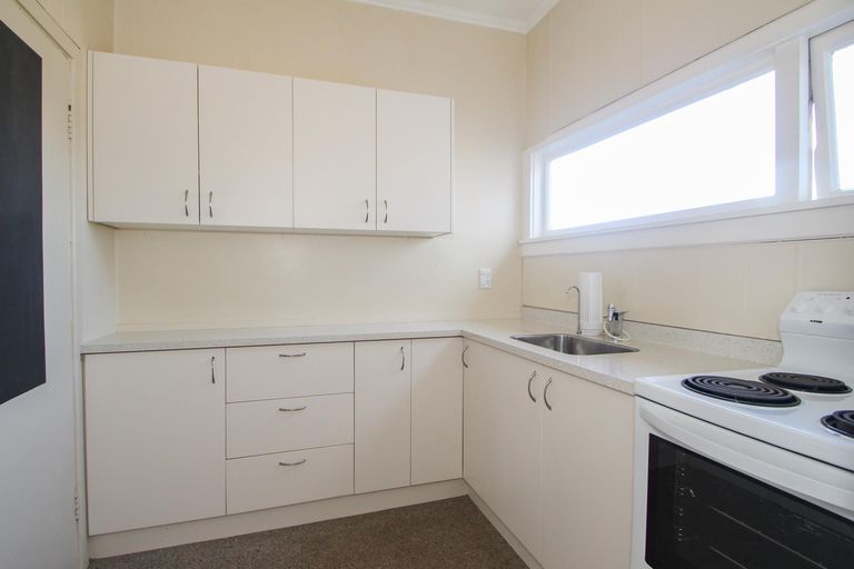 Photo of property in 10 Balmoral Street, Oamaru North, Oamaru, 9400