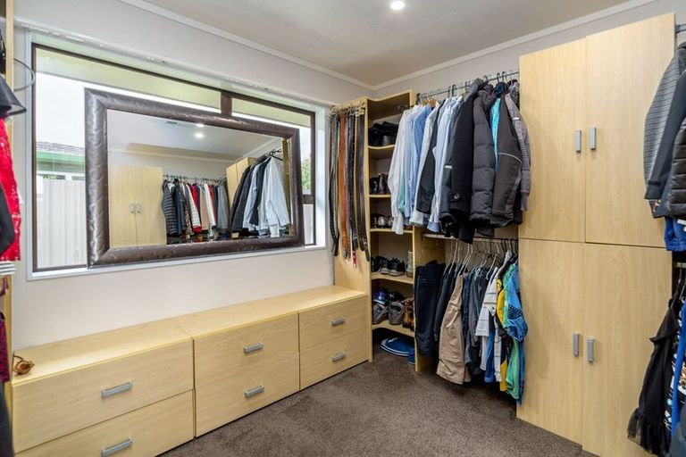 Photo of property in 30 Huxley Street, Pahiatua, 4910