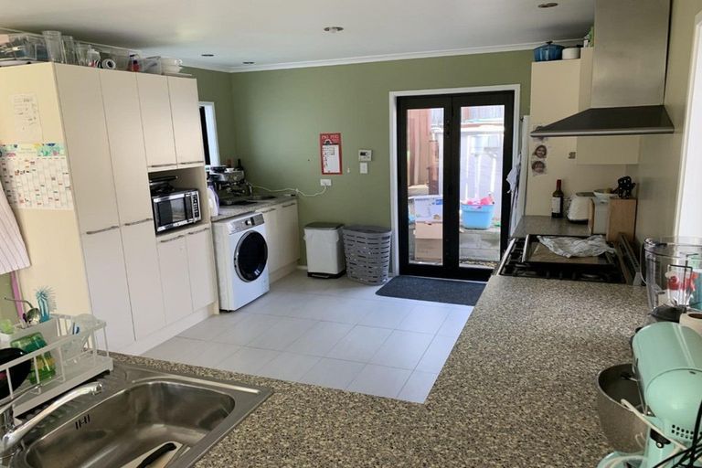 Photo of property in 17 Tercel Place, Sunnyhills, Auckland, 2010