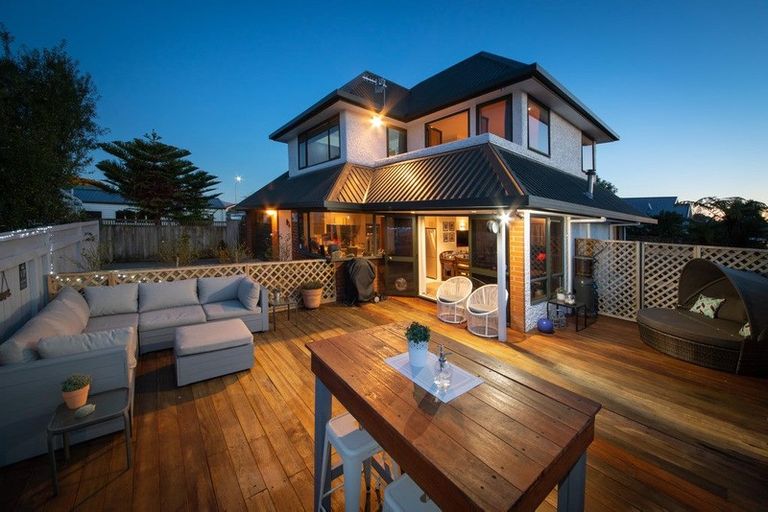 Photo of property in 40a Kingswood Street, Takaro, Palmerston North, 4412