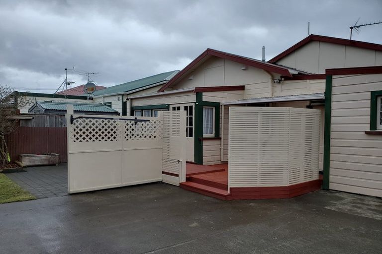 Photo of property in 21 Adelaide Street, Petone, Lower Hutt, 5012