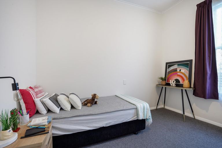 Photo of property in 375 College Street, Hokowhitu, Palmerston North, 4410