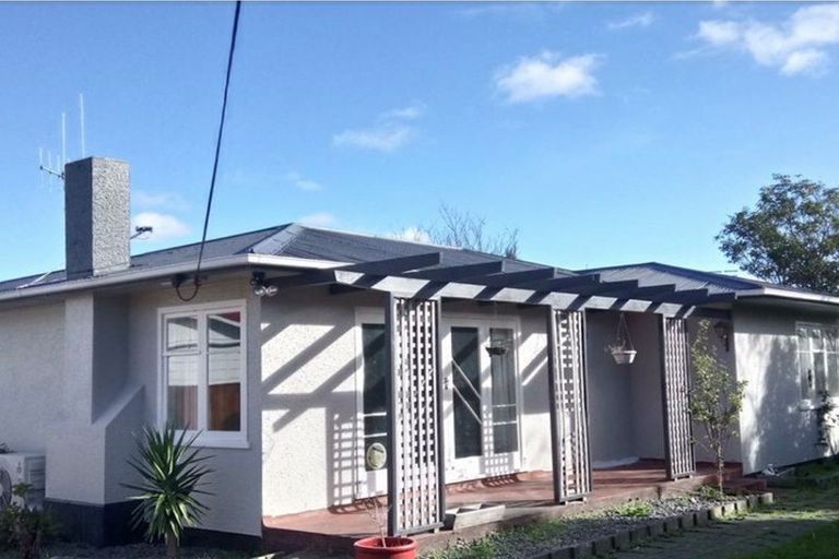 Photo of property in 82 Hedges Street, Sanson, 4817