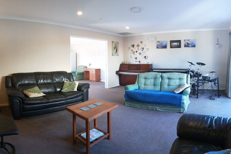 Photo of property in 7 Sheraton Grove, Highbury, Palmerston North, 4412