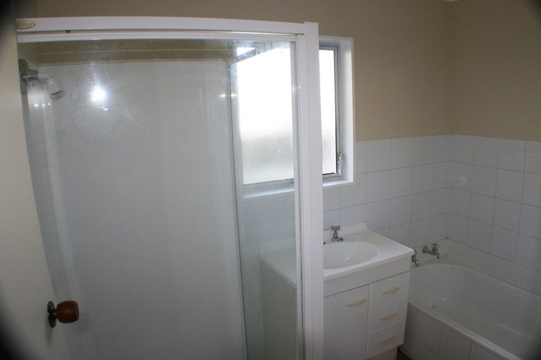 Photo of property in 15 Skerrett Crescent, Tamatea, Napier, 4112