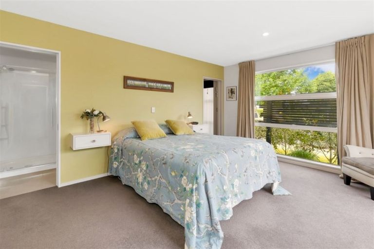 Photo of property in 122 Pegasus Boulevard, Pegasus, 7612