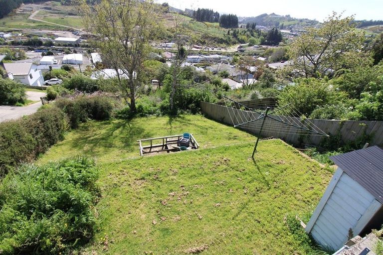 Photo of property in 30 Scotland Terrace, Green Island, Dunedin, 9018