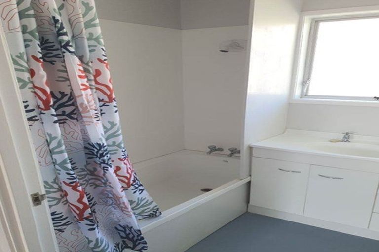 Photo of property in 1/7 Putney Place, Ranui, Auckland, 0612