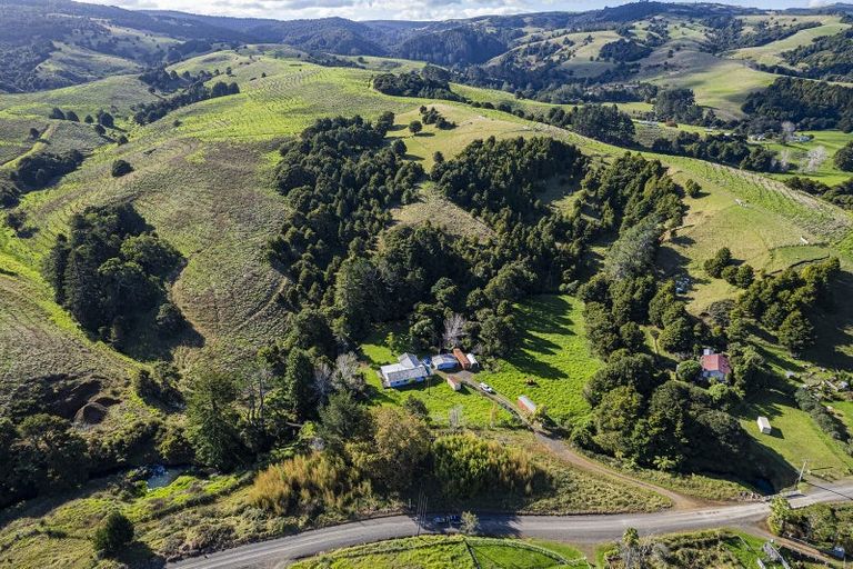 Photo of property in 393 Katui Road, Donnellys Crossing, Dargaville, 0379