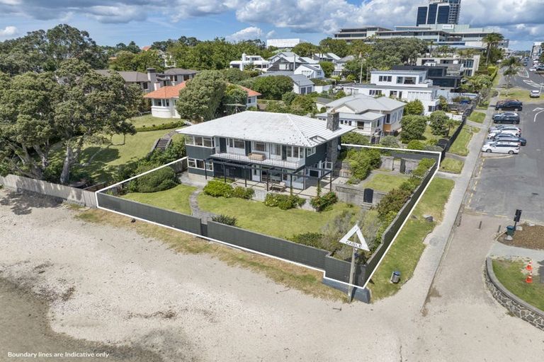 Photo of property in 21 The Strand, Takapuna, Auckland, 0622