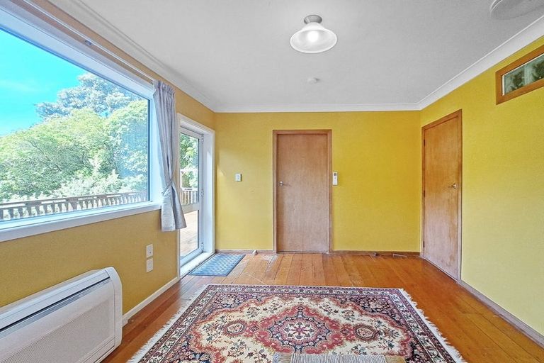 Photo of property in 47 Melrose Road, Island Bay, Wellington, 6023