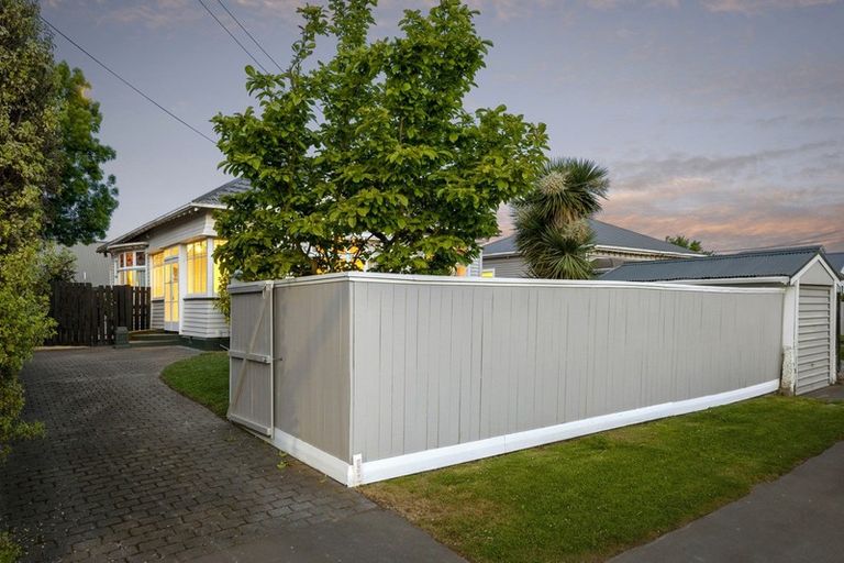 Photo of property in 118 Forfar Street, St Albans, Christchurch, 8014