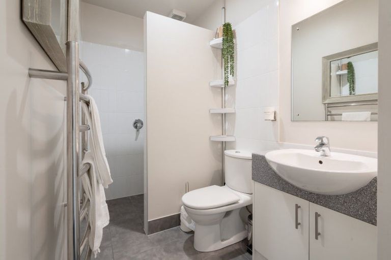 Photo of property in 12 Orne Street, Torbay, Auckland, 0630