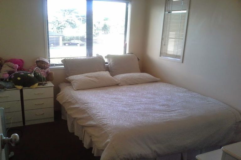 Photo of property in 30 Yates Road, Mangere East, Auckland, 2024