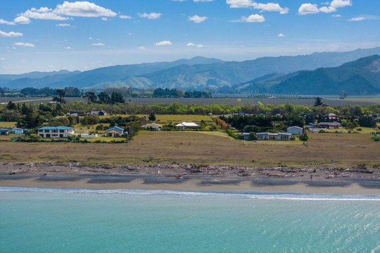 Photo of property in 32 Hinepango Drive, Rarangi, Blenheim, 7273