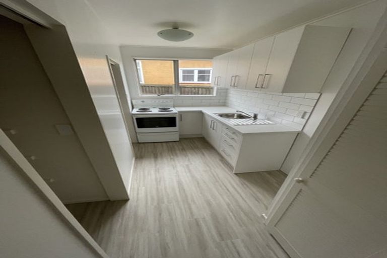 Photo of property in 4/69 Thackeray Place, Waltham, Christchurch, 8023