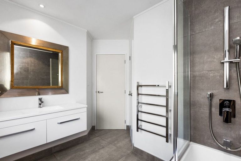 Photo of property in 281 Durham Drive, Havelock North, 4130