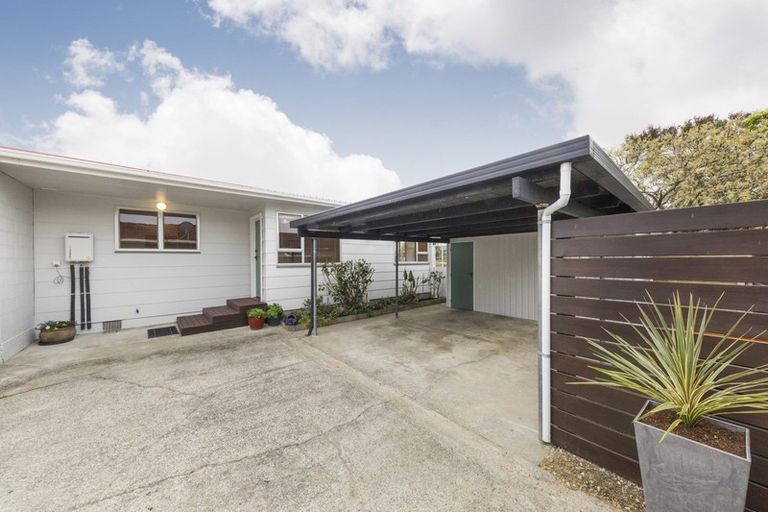 Photo of property in 11b Terry Crescent, Milson, Palmerston North, 4414