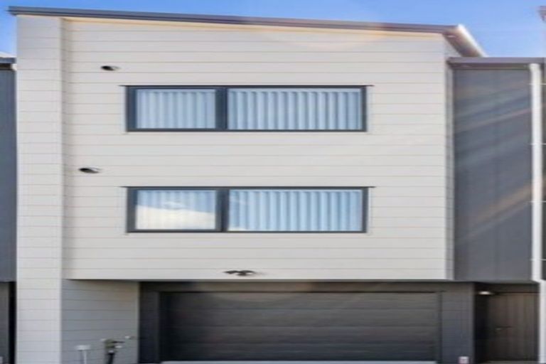 Photo of property in 50 Tukari Lane, Mangere Bridge, Auckland, 2022