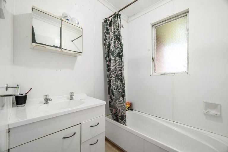 Photo of property in 154 Clayton Road, Mangakakahi, Rotorua, 3015