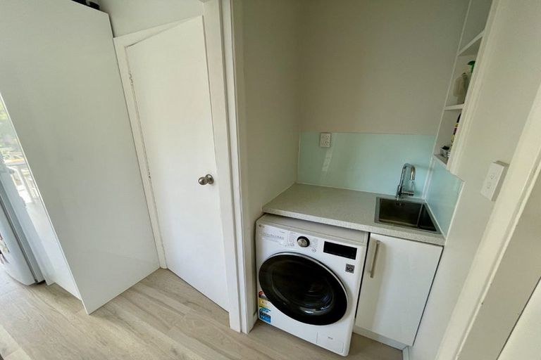 Photo of property in 17 Reynolds Street, Taita, Lower Hutt, 5011