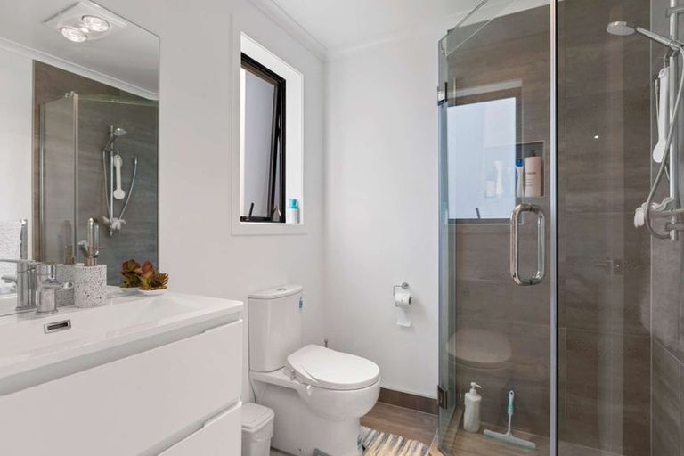 Photo of property in 49 Te Tiireke Drive, Glenview, Hamilton, 3206