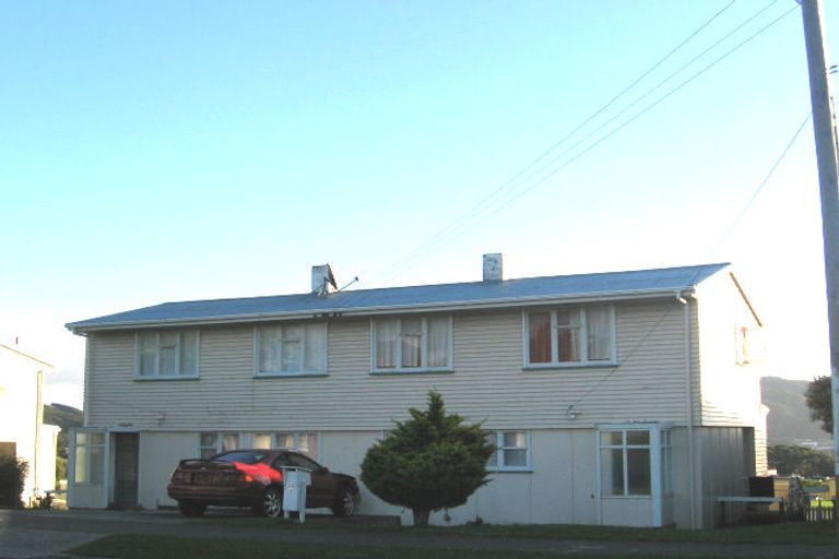 Photo of property in 22a-b Miranda Street, Cannons Creek, Porirua, 5024