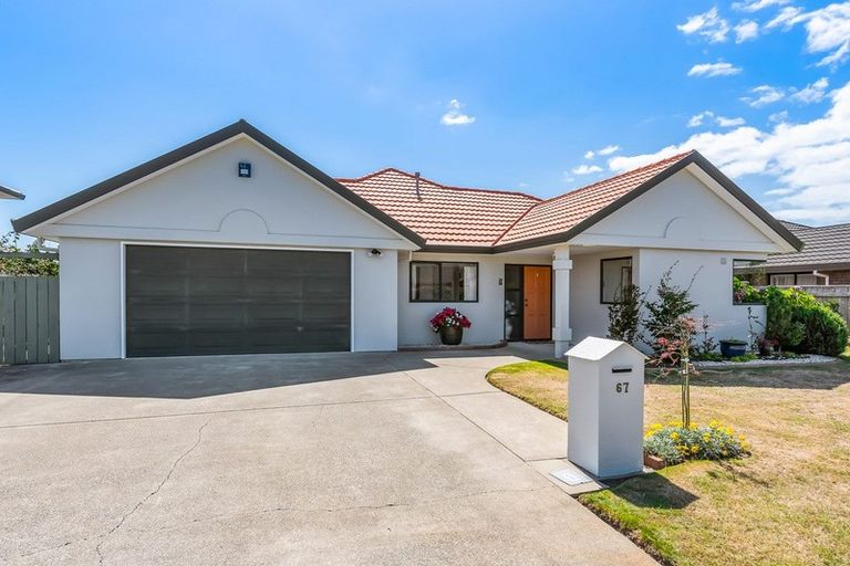 Photo of property in 67 Cedar Drive, Paraparaumu Beach, Paraparaumu, 5032