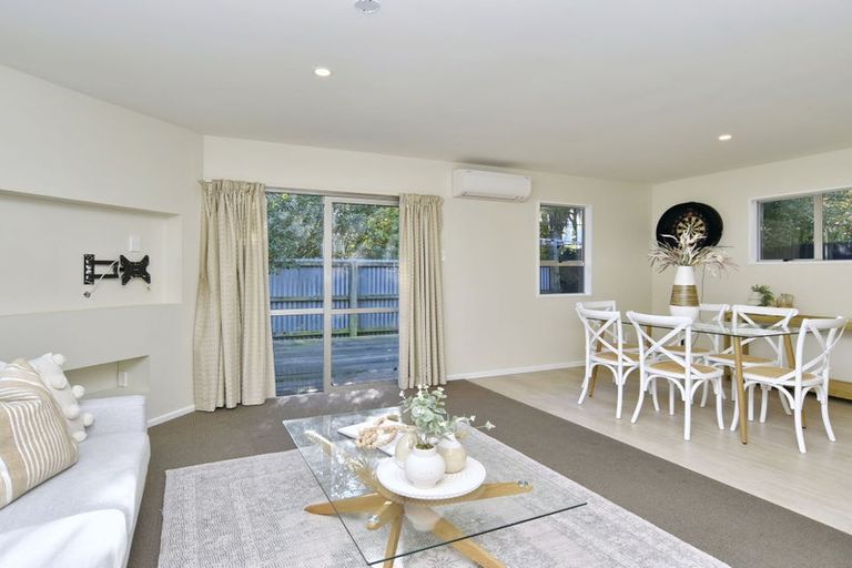 Photo of property in 11 Hutcheson Street, Sydenham, Christchurch, 8023