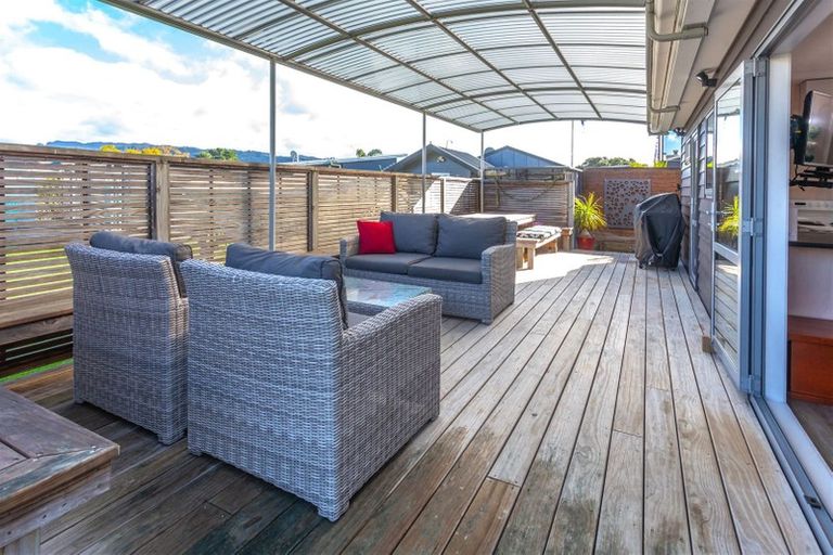 Photo of property in 170 Vista Paku, Pauanui, Hikuai, 3579