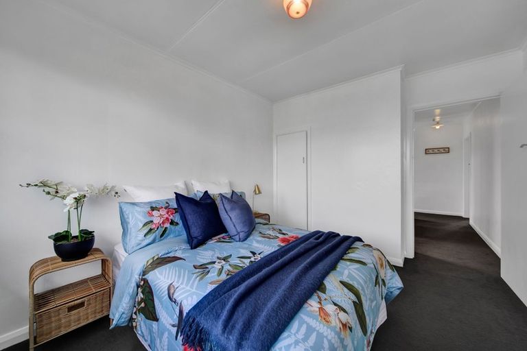 Photo of property in 184 Seaview Road, Westown, New Plymouth, 4310