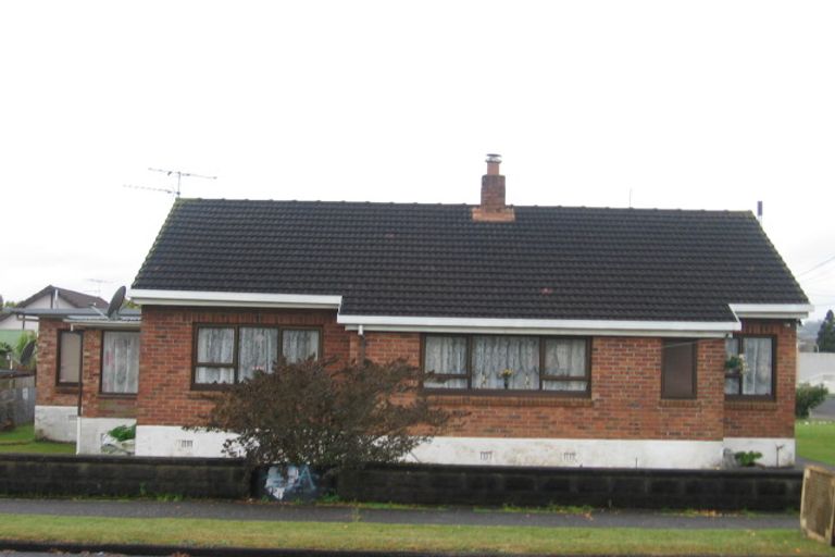 Photo of property in 4/16 King Edward Avenue, Papakura, 2110