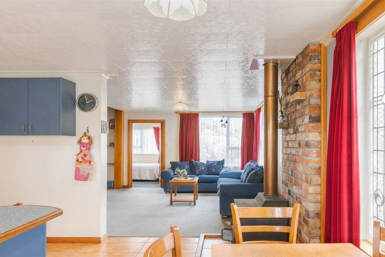 Photo of property in 72 Mcgill Street, Waimangaroa, Westport, 7891