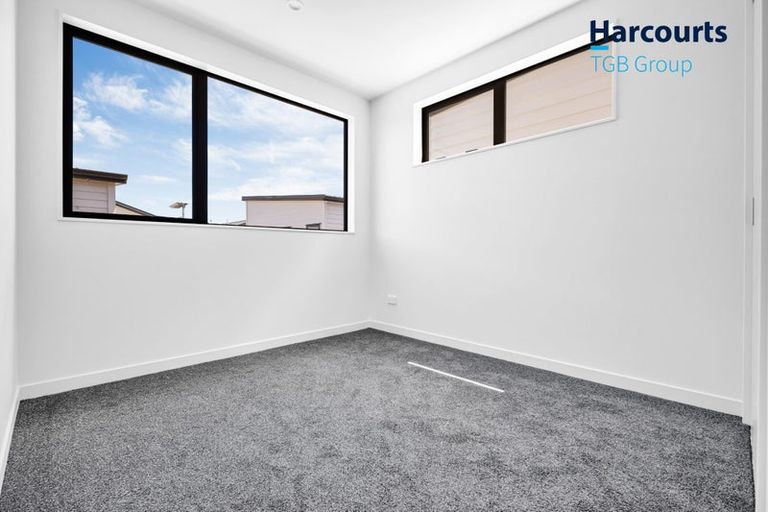 Photo of property in 4 Tukauri Place, Papakura, 2110