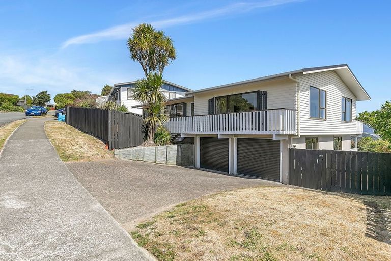 Photo of property in 36 Eskdale Road, Papakowhai, Porirua, 5024