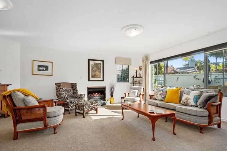 Photo of property in 100 Sovereign Drive, Papamoa Beach, Papamoa, 3118