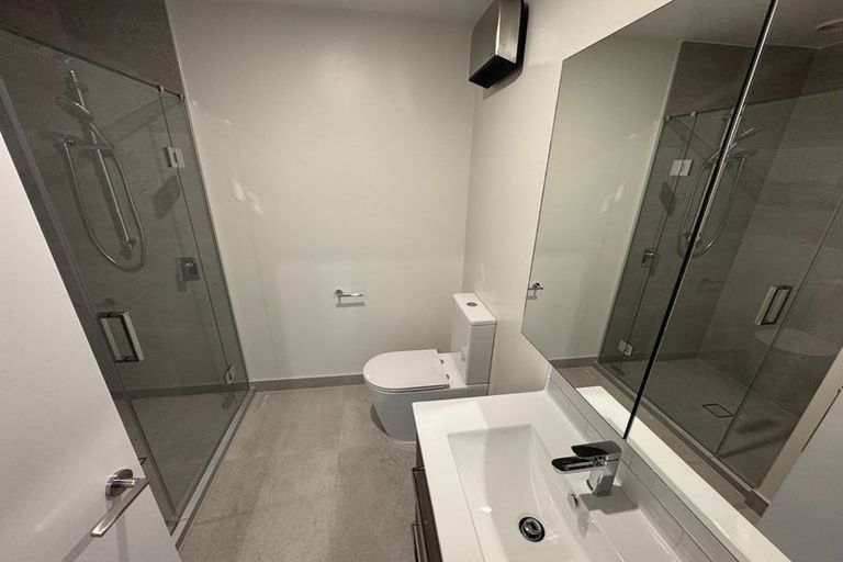 Photo of property in 2/2 Puna Street, Riccarton, Christchurch, 8041