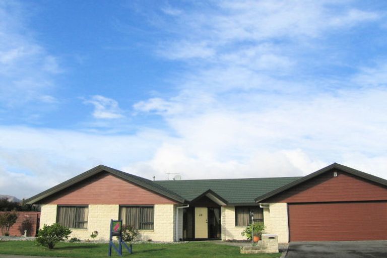 Photo of property in 60 Cedar Drive, Paraparaumu Beach, Paraparaumu, 5032