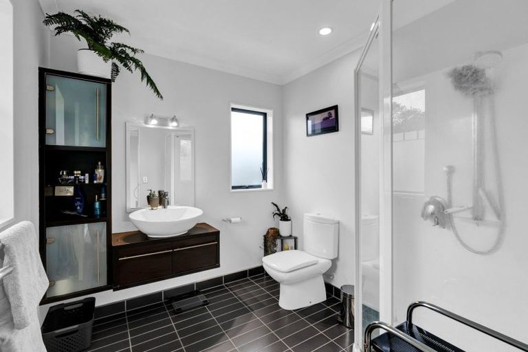 Photo of property in 22 Koromiko Street, Inglewood, 4330