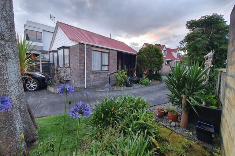 Photo of property in 42a South Road, Blagdon, New Plymouth, 4310