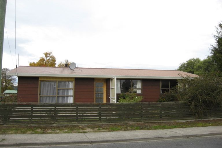 Photo of property in 1 Ajax Street, Milton, 9220